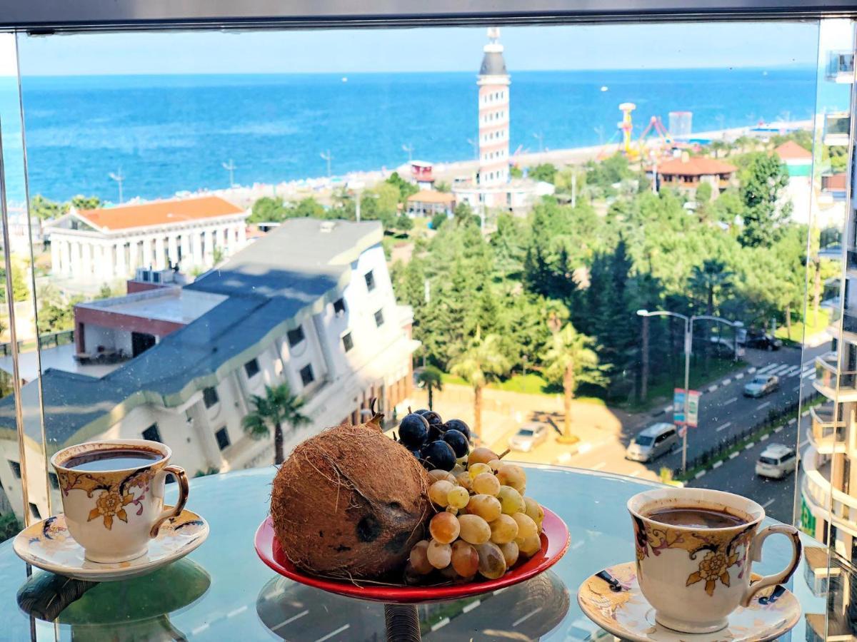 Apartment Sea Tower Khimshiashvili 15 Batumi Bagian luar foto